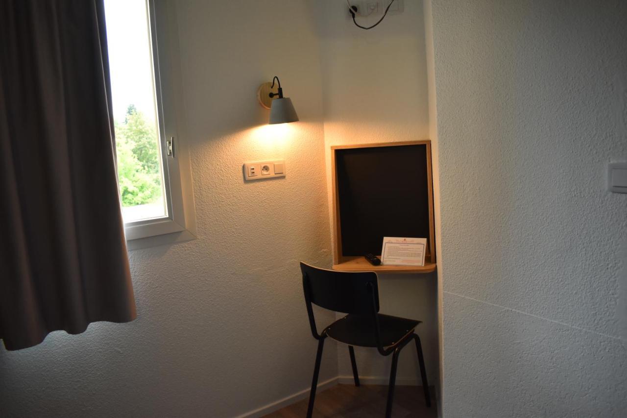 Cat'Hotel Bourg-de-Péage Buitenkant foto